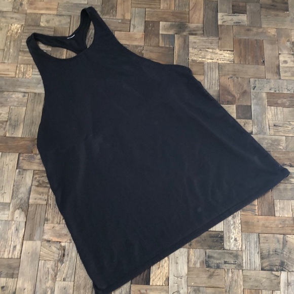 Fabletics black tank. - Picture 1 of 7